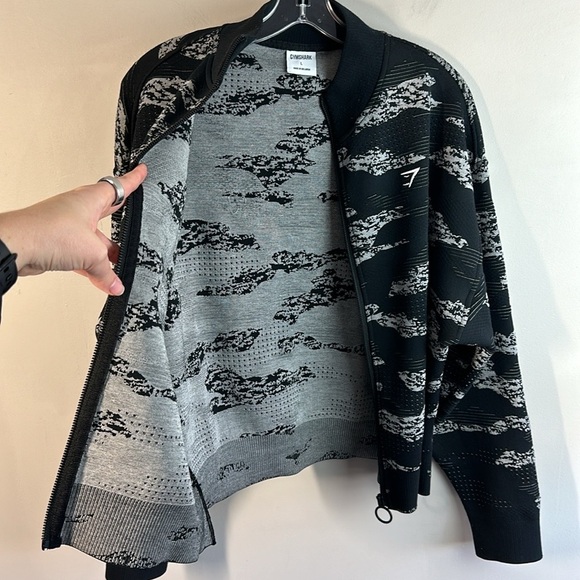 GYMSHARK Adapt Black & White Camo Seamless Track Jacket Size L - Picture 15 of 16